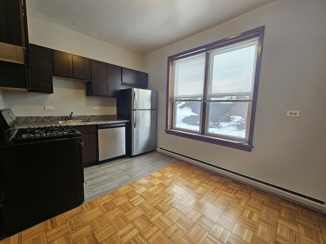 Photo - 4810 N Christiana Ave Unit 3W