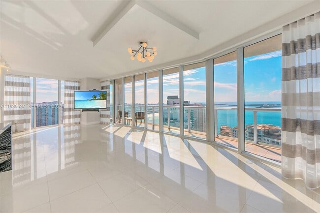 Photo - 465 Brickell Ave Unit 4301