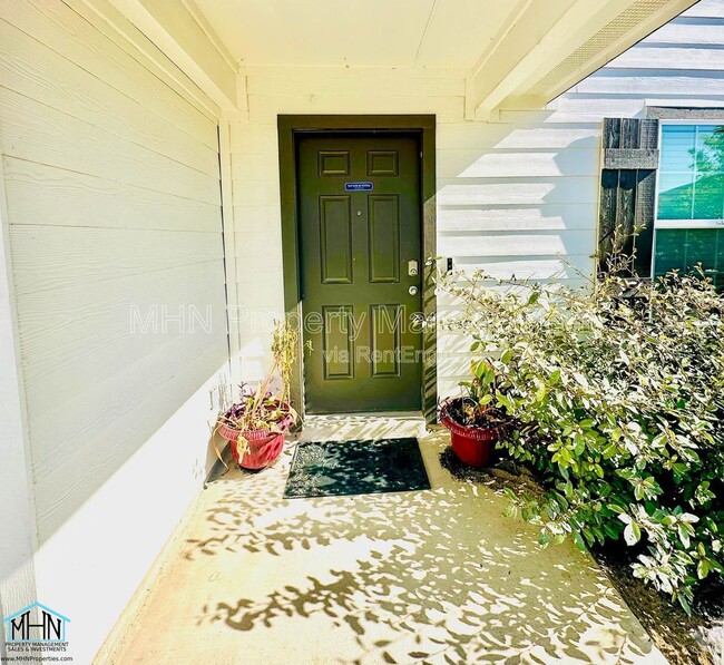 Photo - 5022 Jaspillite Ave