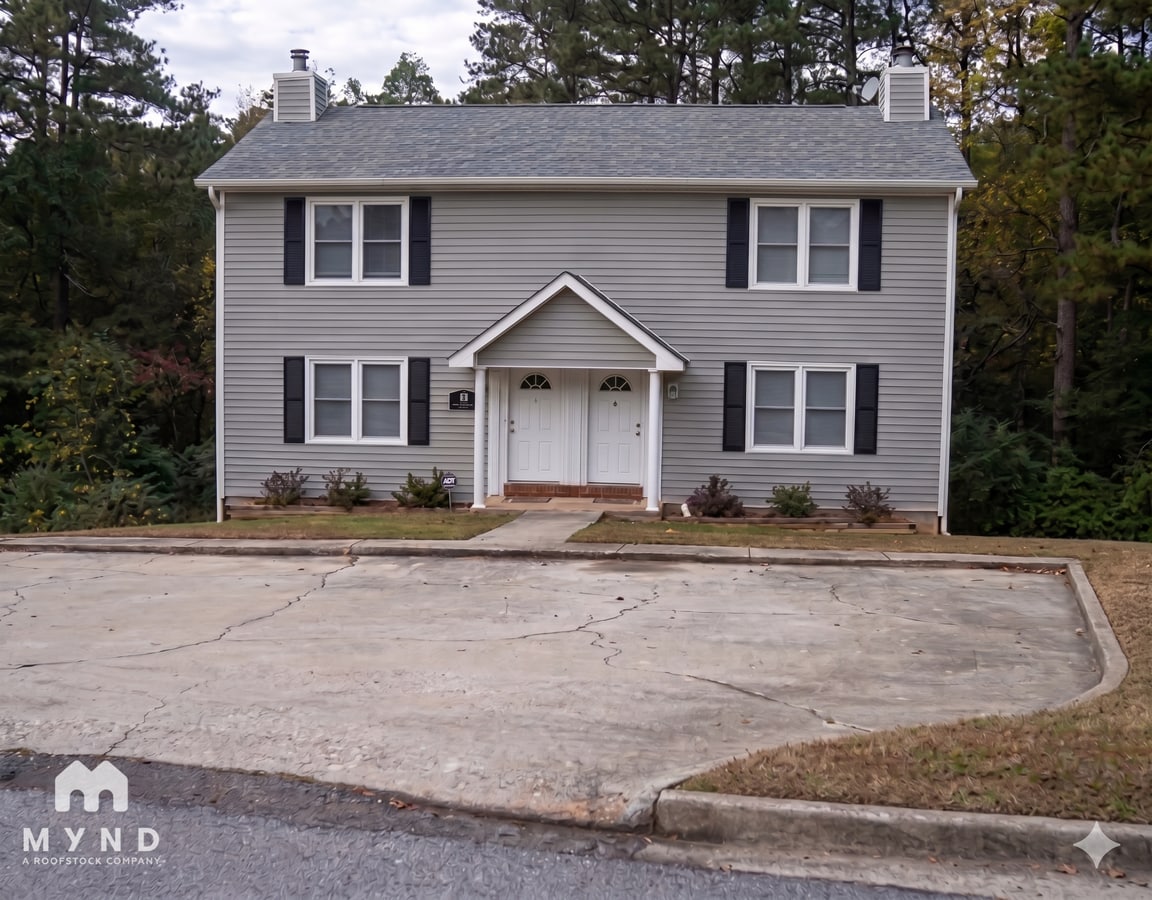 Photo - 3083 Robie Ln