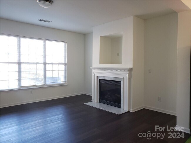 Photo - 15620 Carrington Ridge Dr
