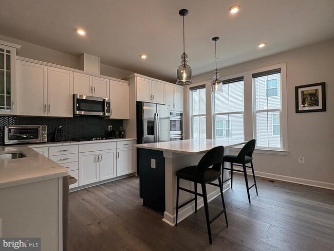 Photo - 7312 Mountaineer Dr