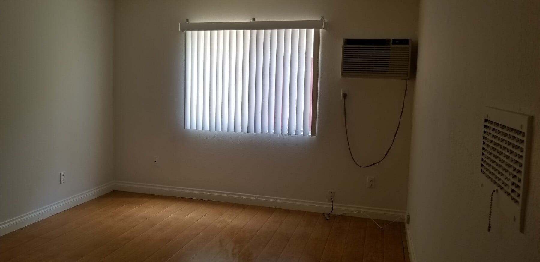 Photo - 18530 Hatteras St Unit 102