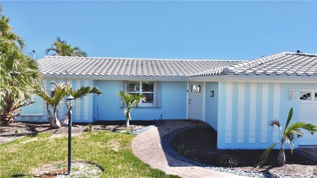 Building Photo - 11 Palmview Blvd Rental