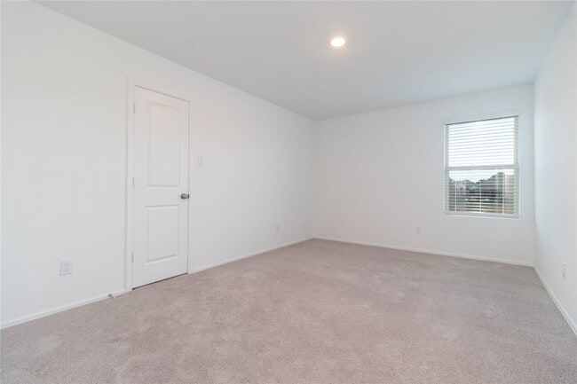 Photo - 9411 Clearwater Bluff Ln