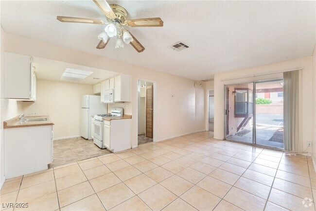 Building Photo - 457 N Lamb Blvd Unit B Rental