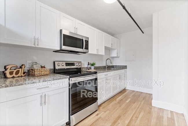 Building Photo - 40 Butler Rd Unit U101/ 1st Floor