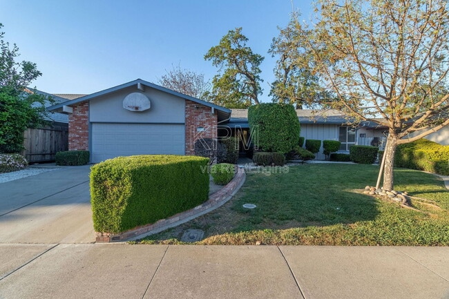 Photo - 1217 Aberdeen Ave