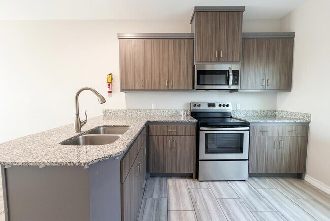 Photo - 5601 Cuenca Dr Unit 9
