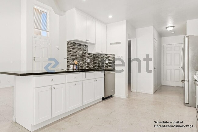 Photo - 1293 Laveille Ct