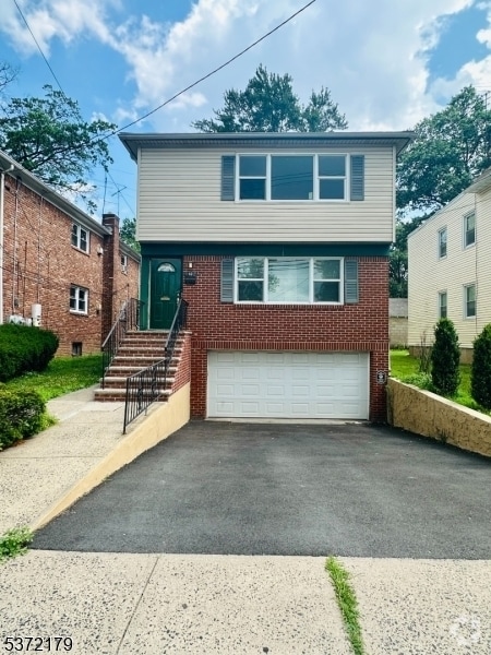 Building Photo - 60 Chester Ave Rental