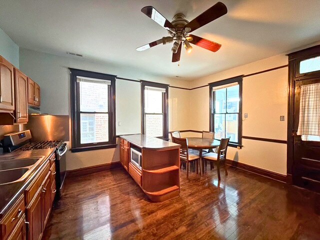 Photo - 3814 S Hermitage Ave Unidad 2