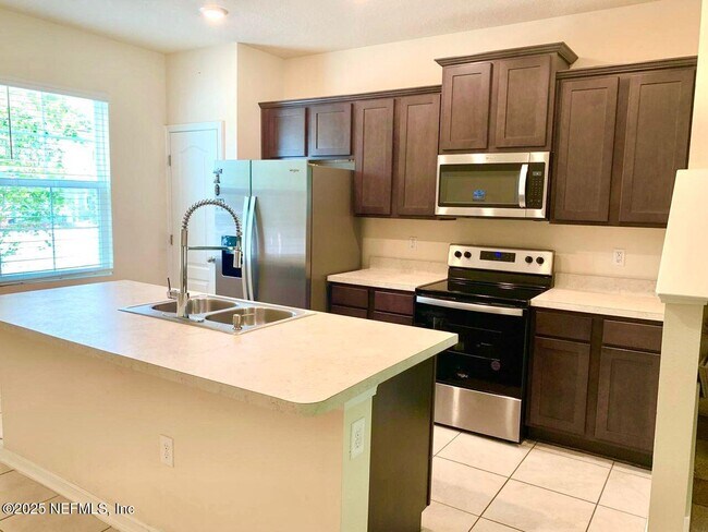 Photo - 885 Gate Run Rd Townhome