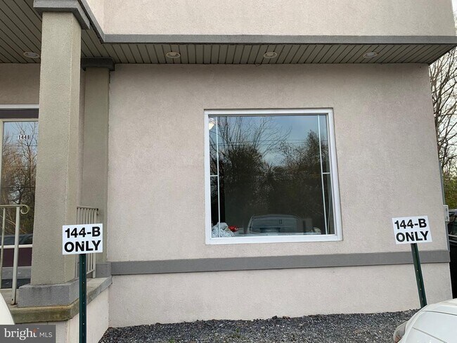 Photo - 144 WATER St