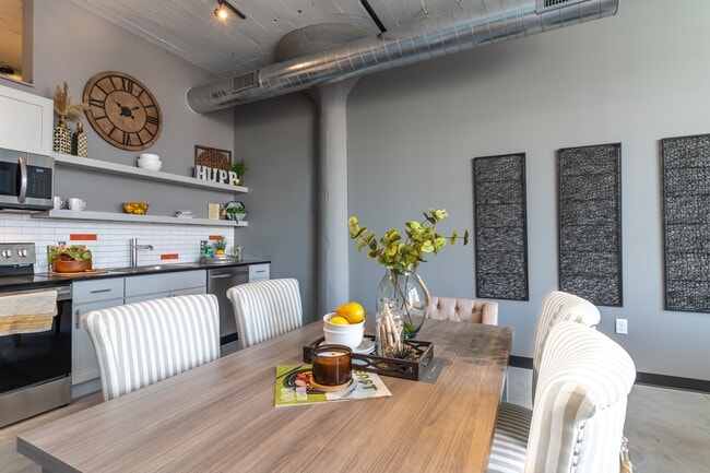 Cocina - Lofts at the HUPP