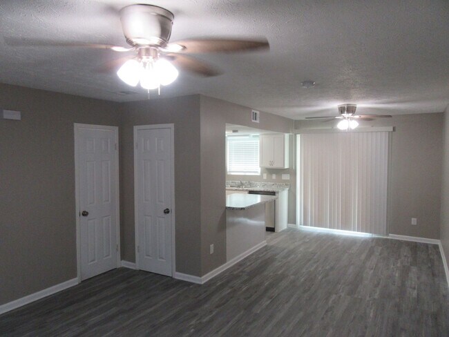 Photo - 2912 Sequoia Ave Apartamento Unidad 2912 Sequoia Ave.