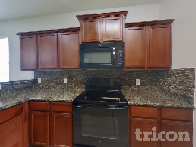 Photo - 6923 Musclewood Rd