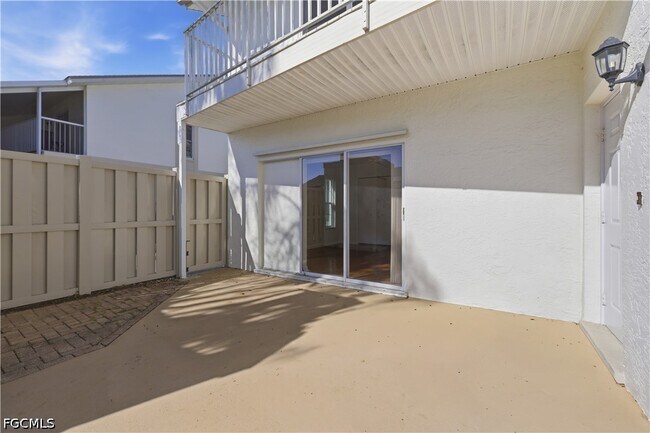 Photo - 6867 Pentland Way Unit 52