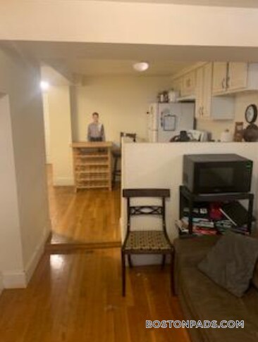 Photo - 32 Edgerly Rd Unit B