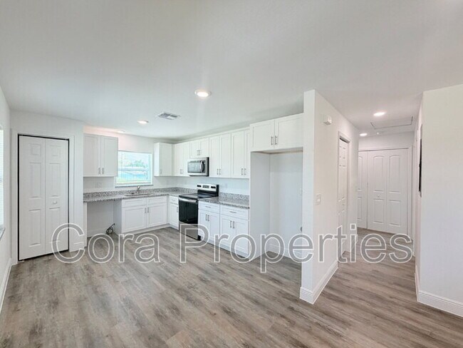 Photo - 401 Pearl St