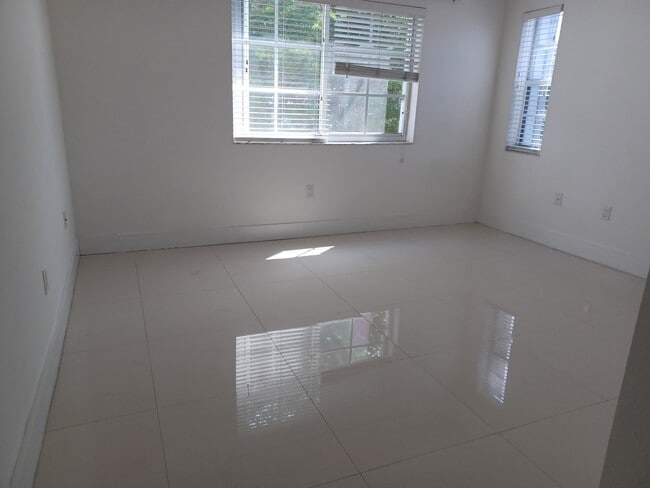 4540 NW 107th Ave Unit 308
