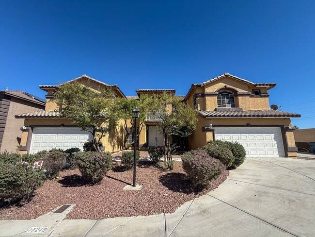 Building Photo - SPACIOUS HOME IN GATED COMMUNITY WITH POOL...
