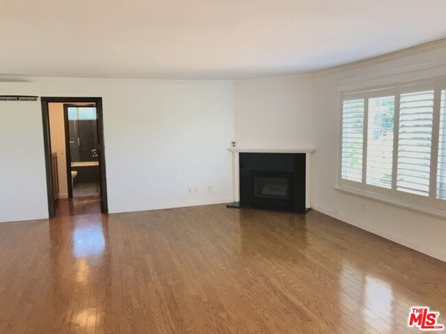 Photo - 16169 Sunset Blvd Condo Unit 302