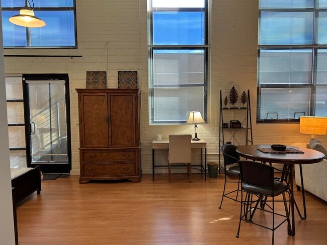 Photo - 1503 Central Ave NW Unit 108D