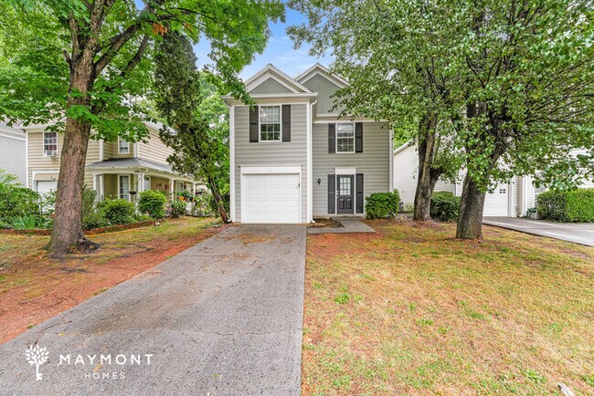 Building Photo - Inviting 3-Bedroom Home with Fenced Yard