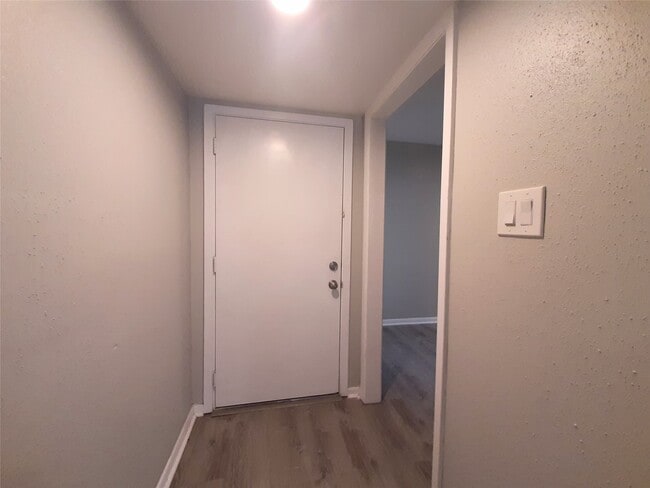 Photo - 767 Bering Dr Unidad A