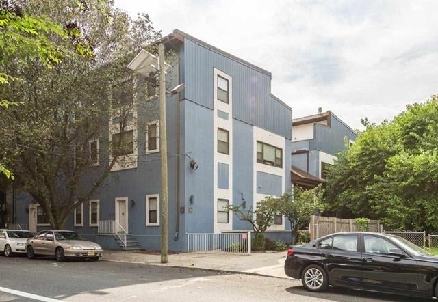 Building Photo - 82 Jackson St Unit A5