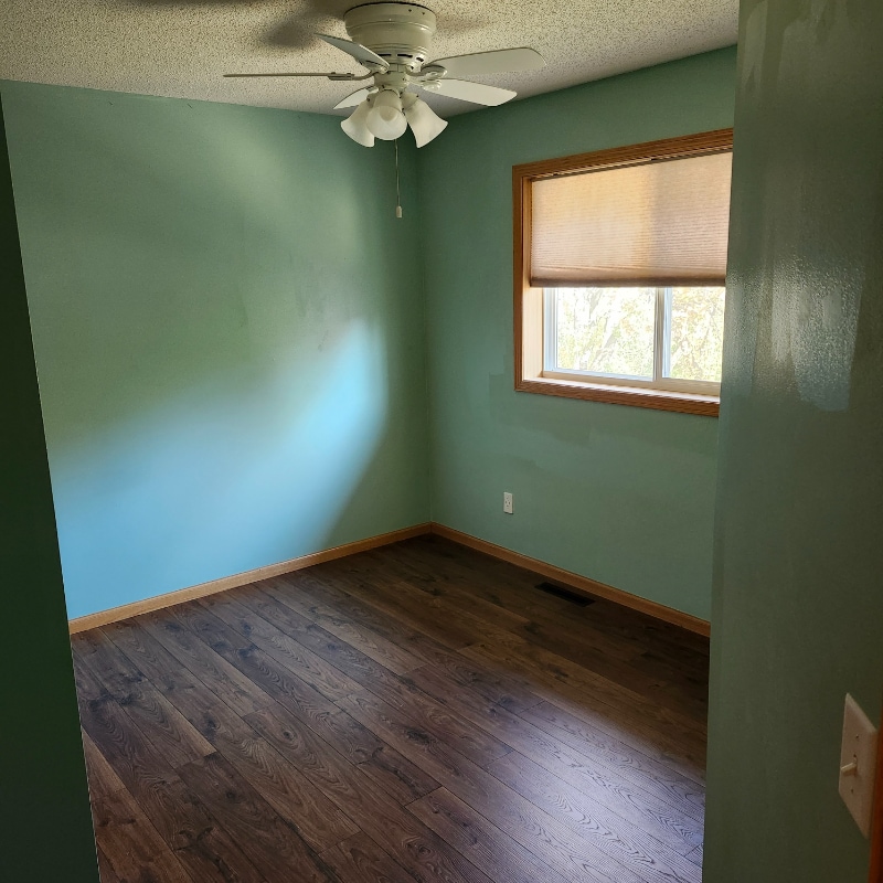 Photo - 524 Emerson Ave N