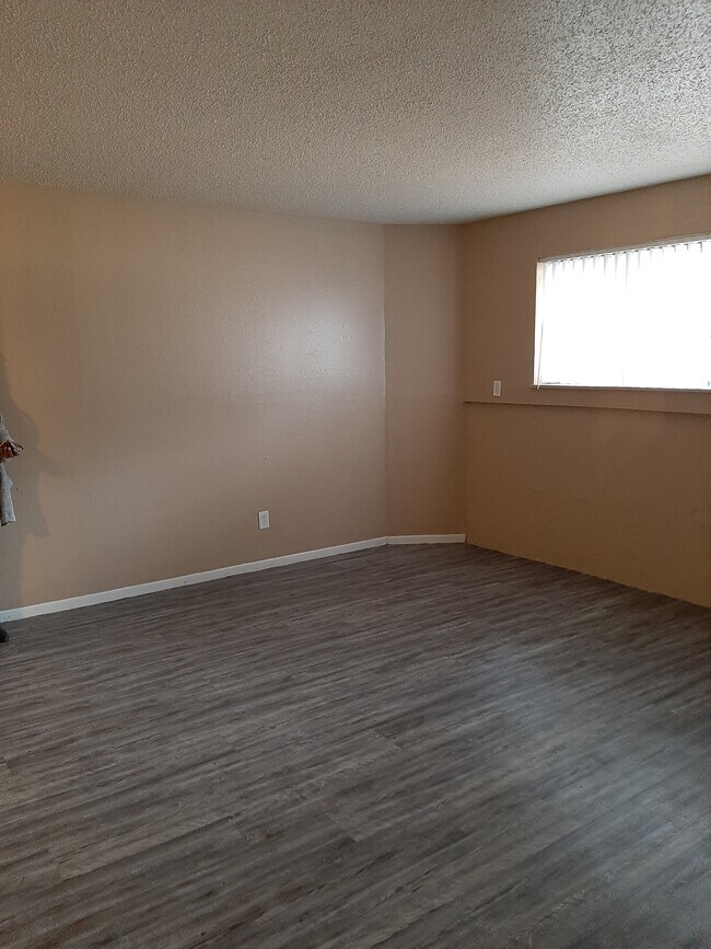 1 bed 1 bath - Six100 Meridian