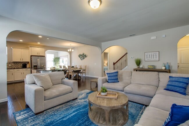 Photo - 1989 Stonewater Dr