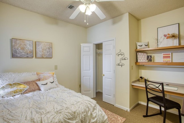 Bedroom - Cape Trails Apartments
