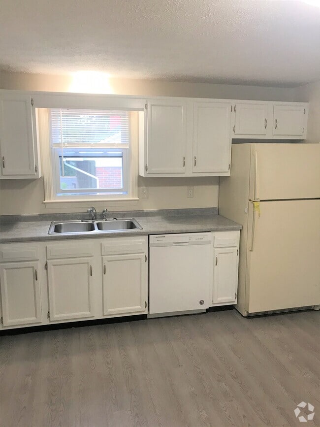 Building Photo - 859 Mammoth Rd Unit 1 Rental