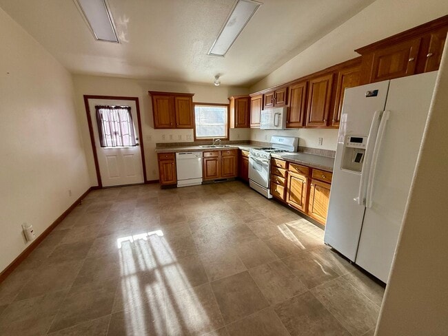 Photo - 3 Bedroom Home MILLIKEN