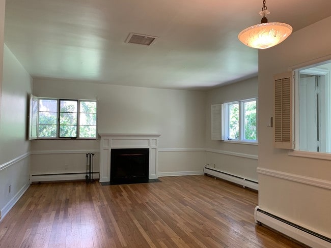 Photo - Amazing 2BD/2BA Chautauqua Home!