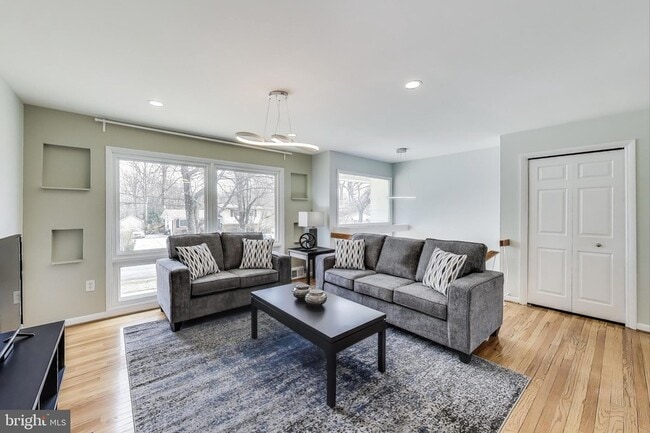 Photo - 14316 Woodcrest Dr