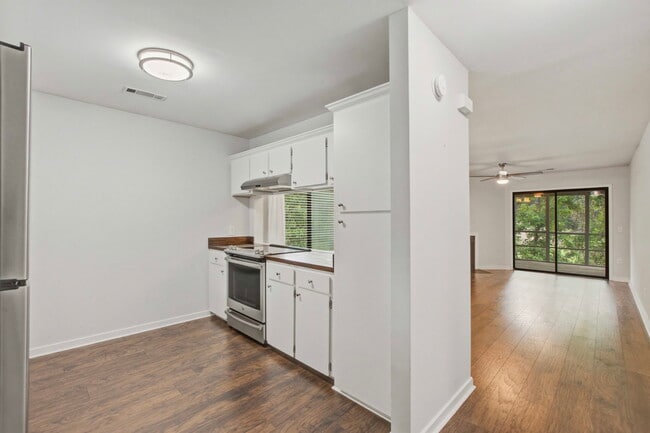 Photo - 2741 Jobee Dr