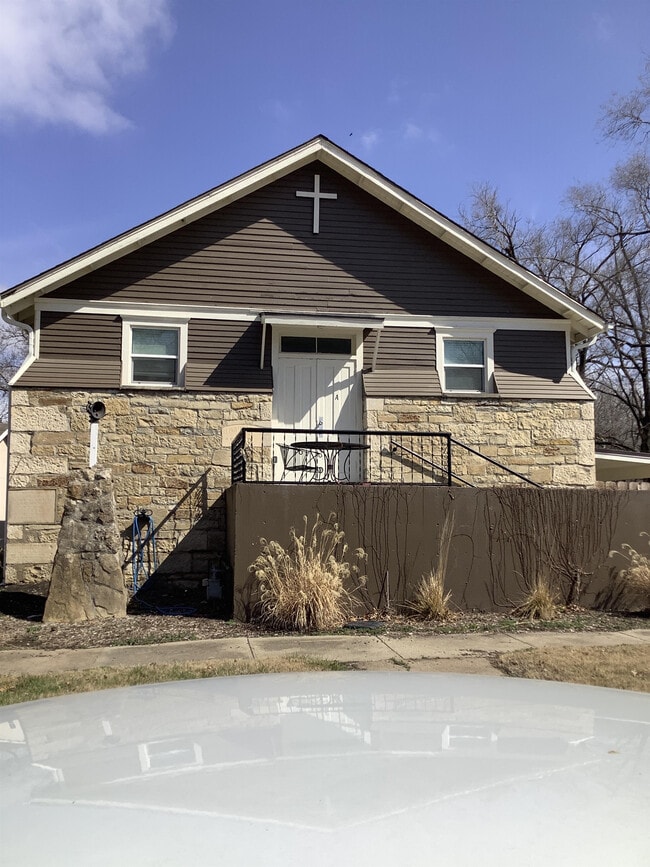 415 S Oak St Unit 1