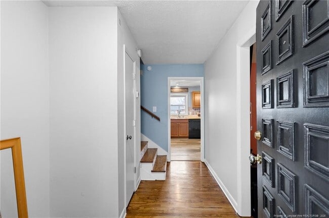 Photo - 612 Freda Ct