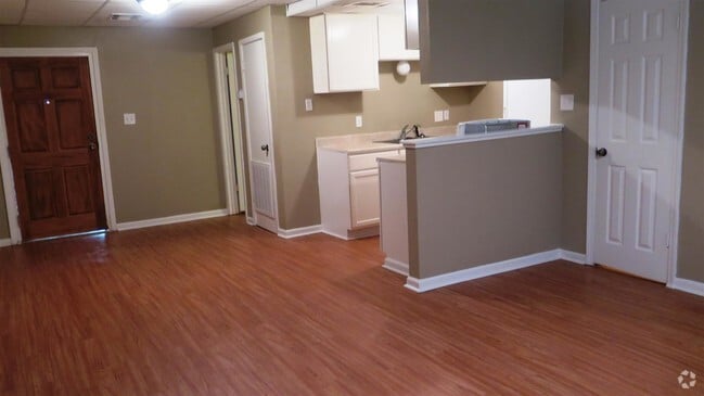 Building Photo - Haltere at Monroe Rental