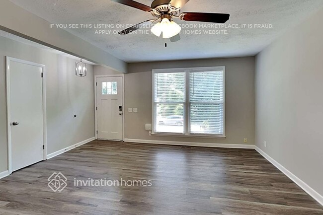 691 Frankfort Dr