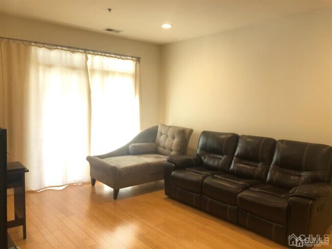 Photo - 2121 Edward Stec Blvd