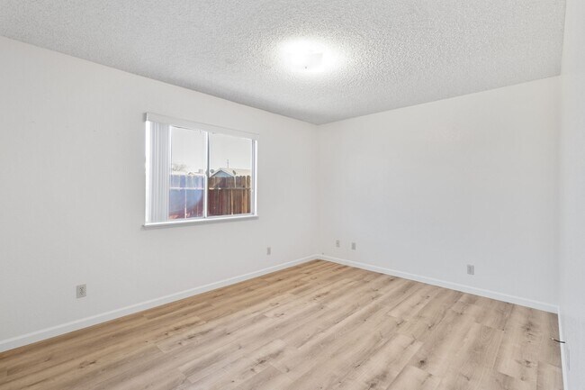 21345 Klamath Rd Unit 2