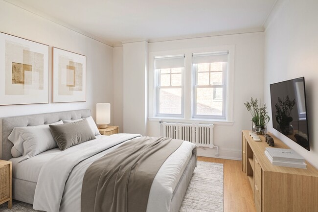 Photo - 1 Av. Rosemount Unit 36