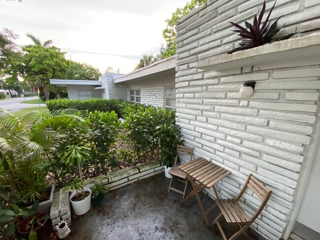 Photo - 713 SW 7th St Unit 713