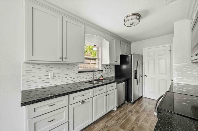 Photo - 5522 Bridgegate Dr