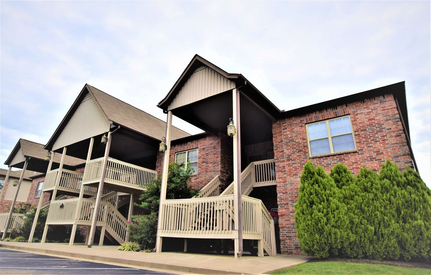 French Gables - French Gables Apartment Unit 1002 Goetz, Bldg 1,  2